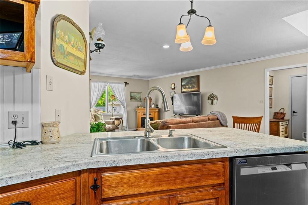 303 W Maple Street — photo 14