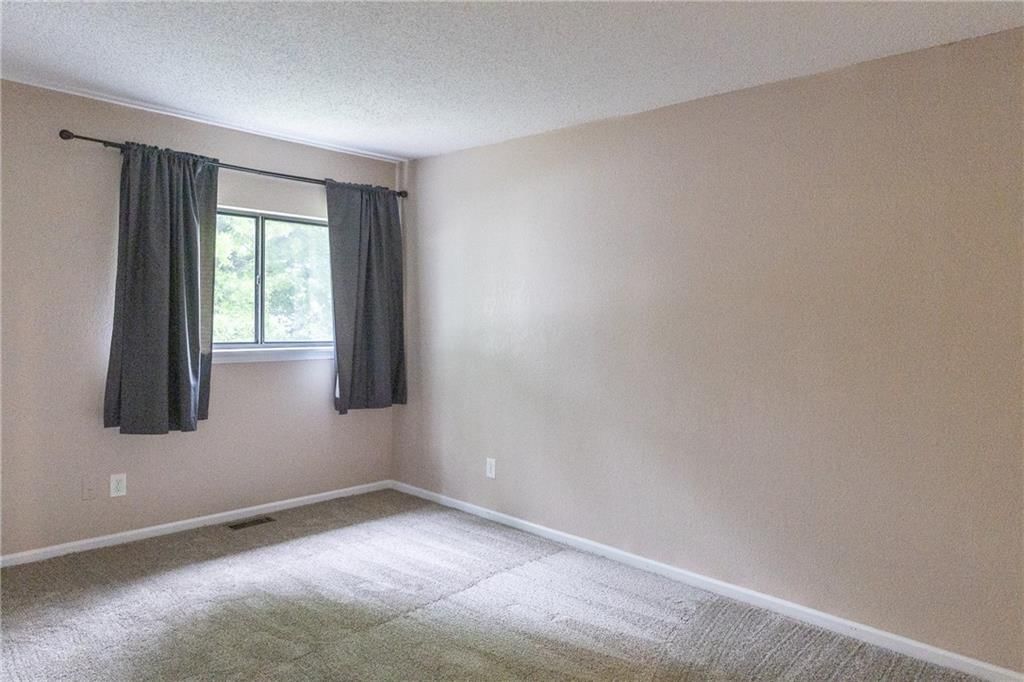 1424 E 125th Terrace E — photo 16