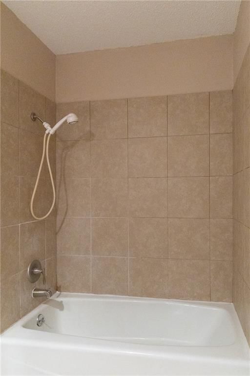 1424 E 125th Terrace E — photo 26