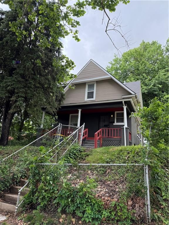 1106 Agnes Avenue — photo 2