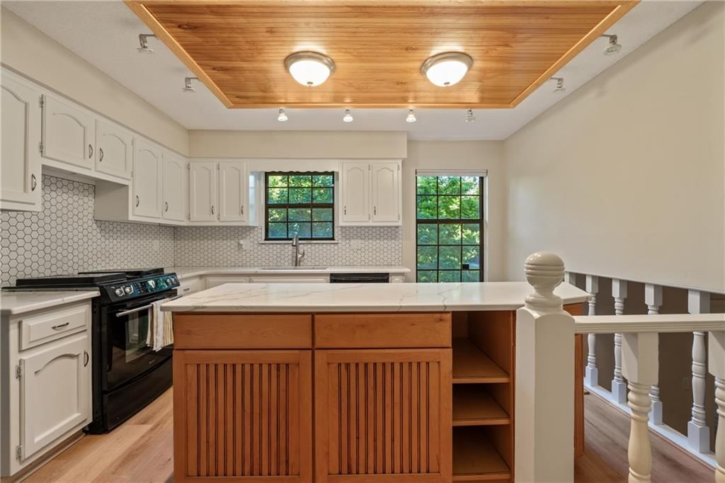 10203 W 50th Terrace — photo 10