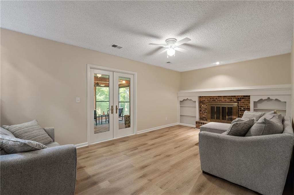 10203 W 50th Terrace — photo 13
