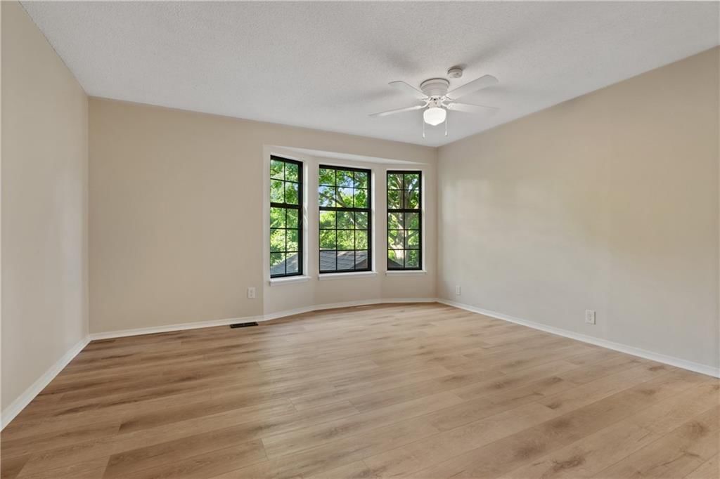 10203 W 50th Terrace — photo 15
