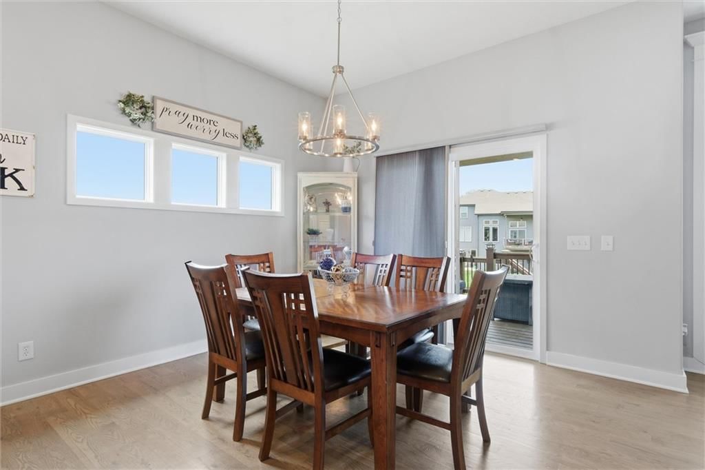 7450 NW Douglas Court — photo 8
