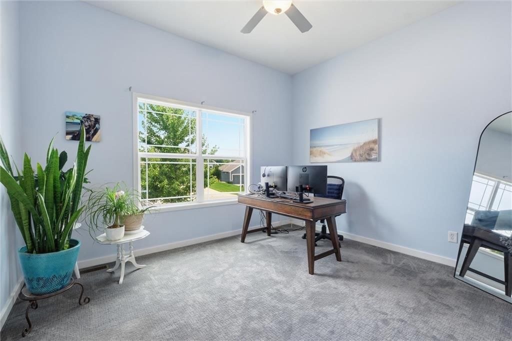 7450 NW Douglas Court — photo 18