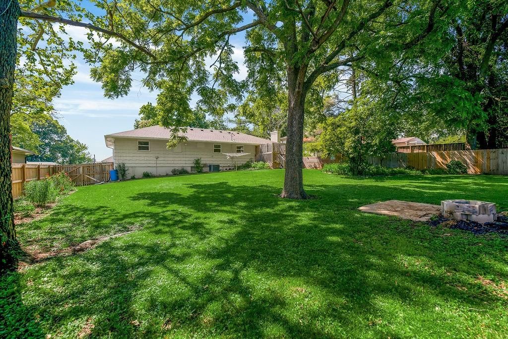 10907 Cleveland Avenue — photo 27