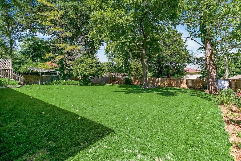 10907 Cleveland Avenue — photo 28