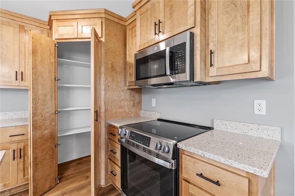 2211 Ashford Street — photo 14