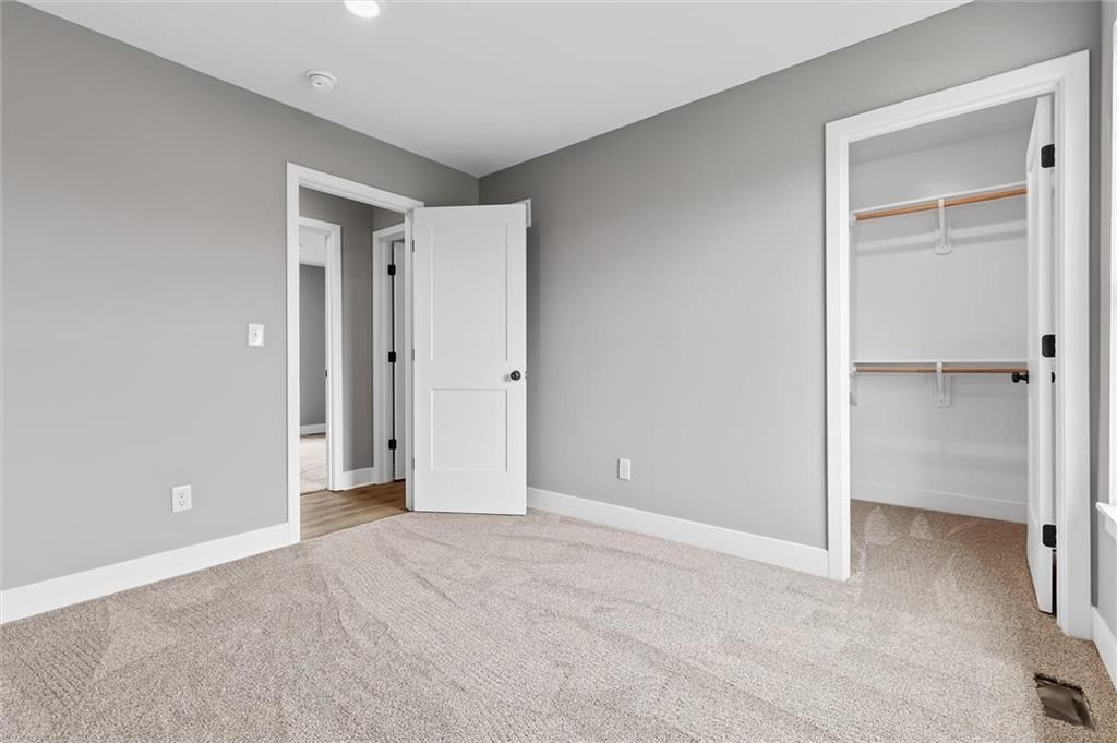 2211 Ashford Street — photo 30