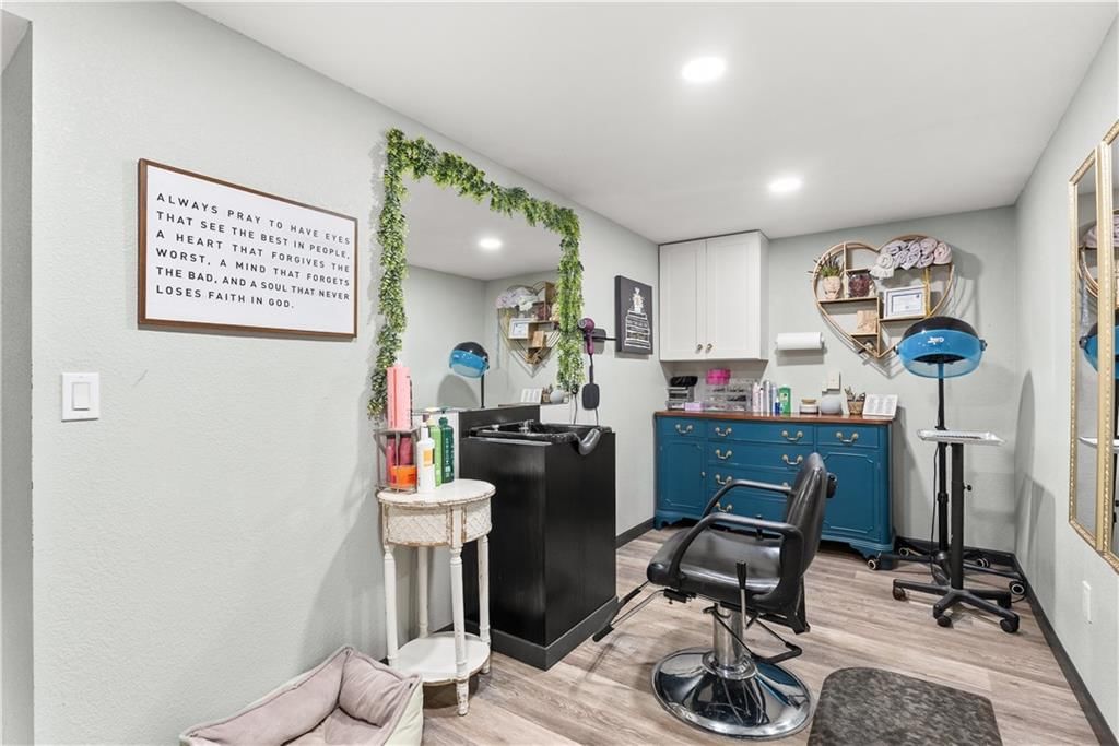 401 NE Landings Drive — photo 34