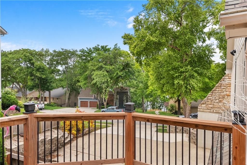 401 NE Landings Drive — photo 44