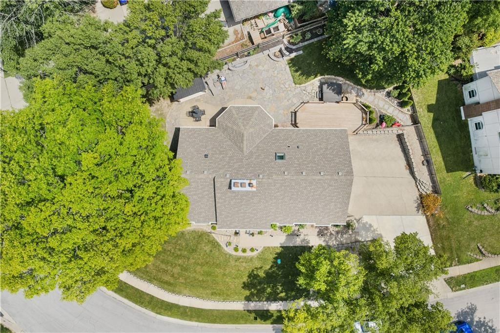 401 NE Landings Drive — photo 50