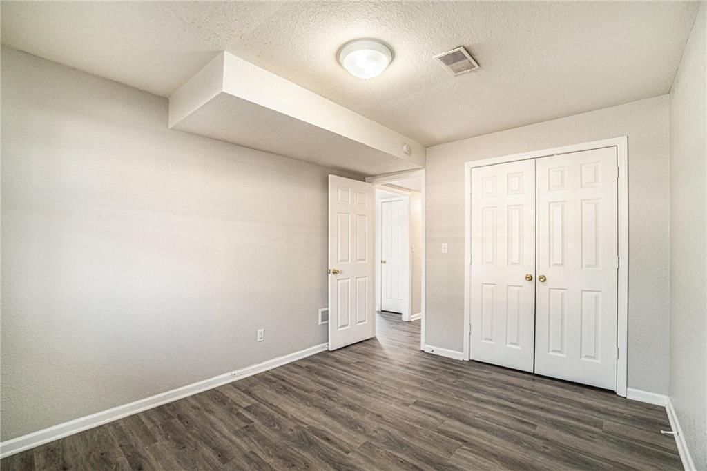 3552 S Lynn Street — photo 9