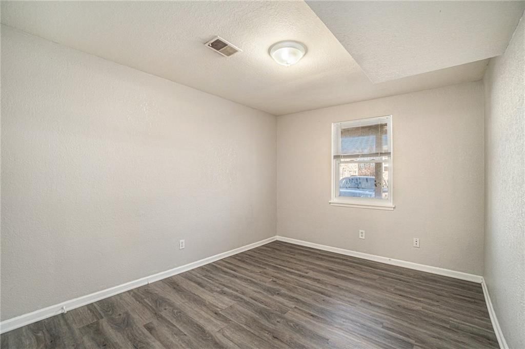 3552 S Lynn Street — photo 12