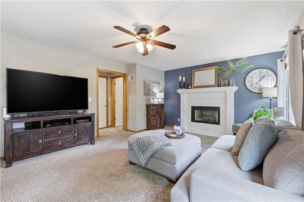 12602 S Clinton Court — photo 13