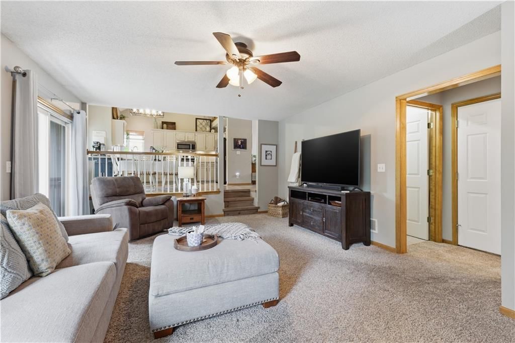 12602 S Clinton Court — photo 14