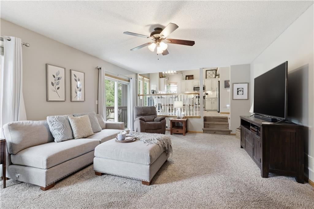 12602 S Clinton Court — photo 16