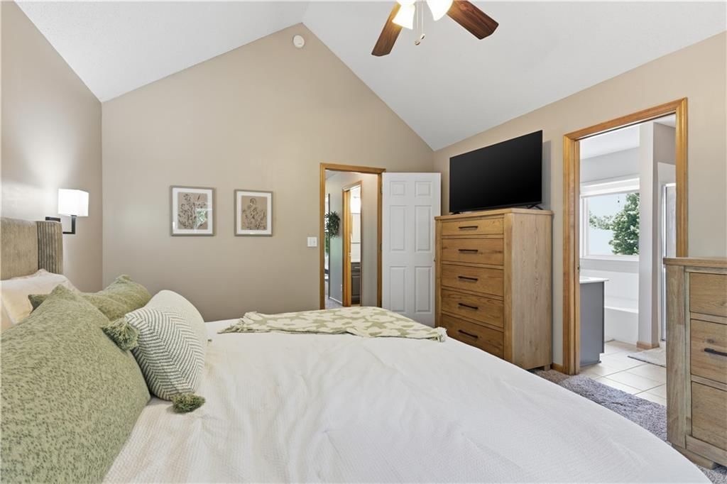 12602 S Clinton Court — photo 19