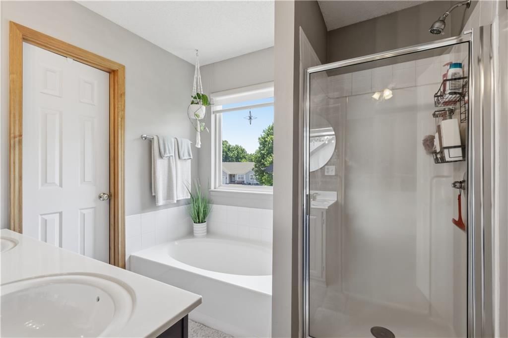 12602 S Clinton Court — photo 21