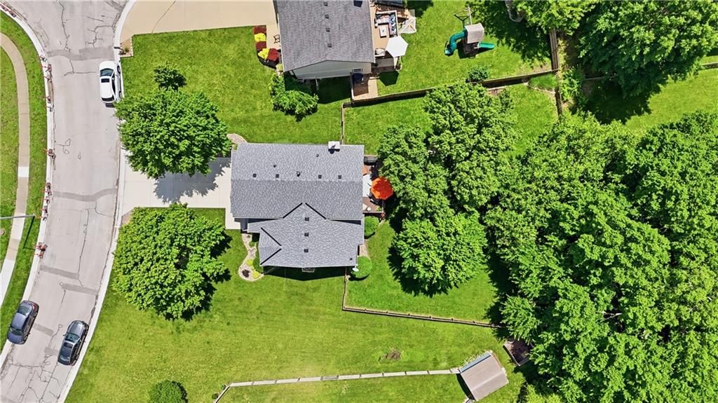 12602 S Clinton Court — photo 37