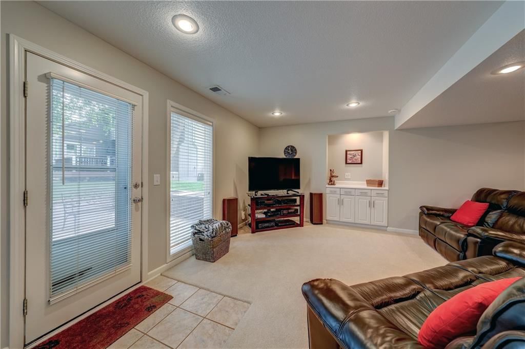 13017 Reeder Street — photo 24