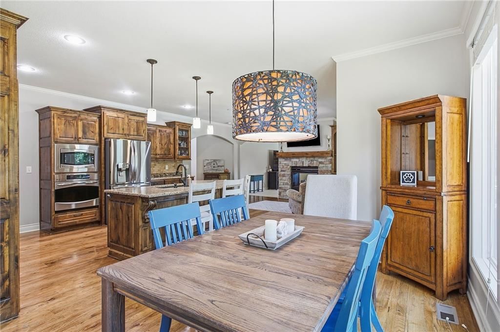 1625 NE Shadow Valley Drive — photo 11