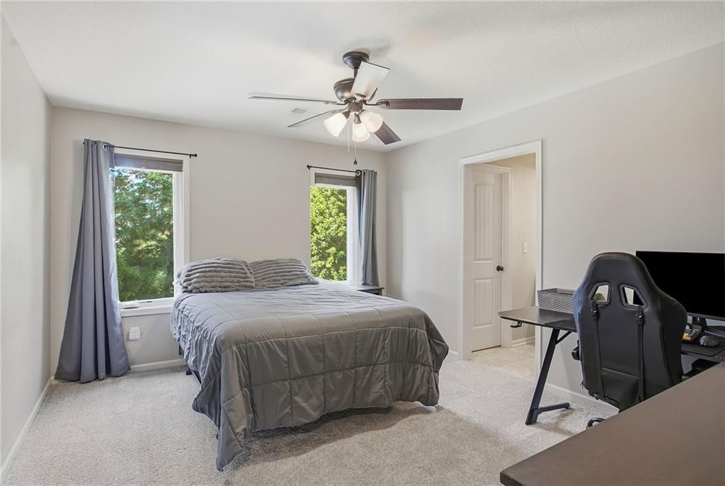1625 NE Shadow Valley Drive — photo 21
