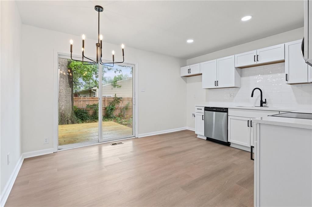 1828 Brook Street — photo 5