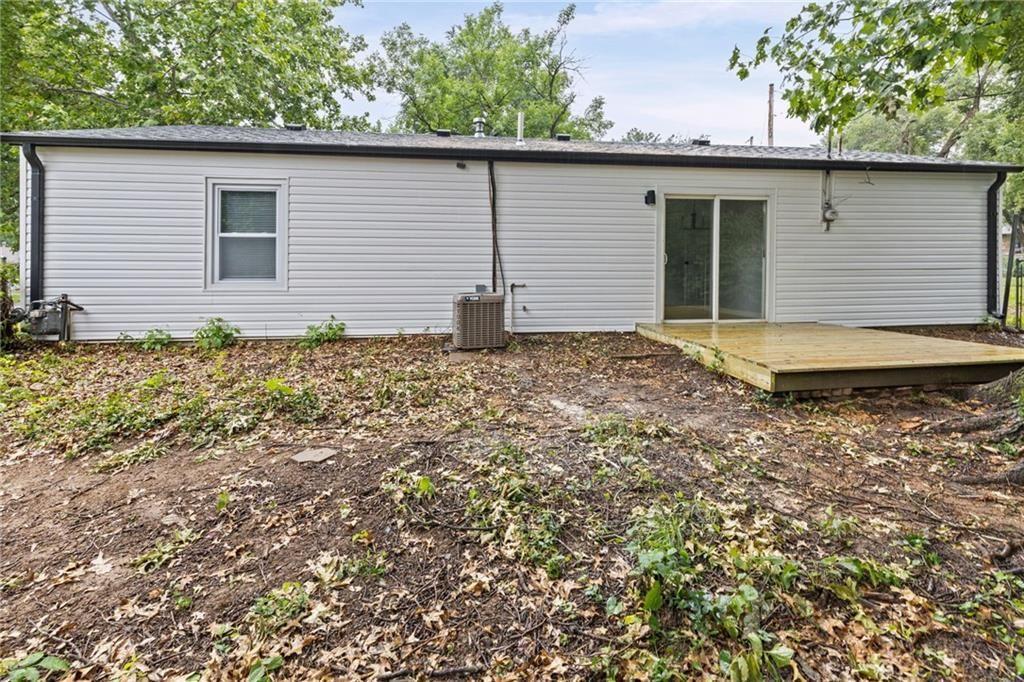 1828 Brook Street — photo 21
