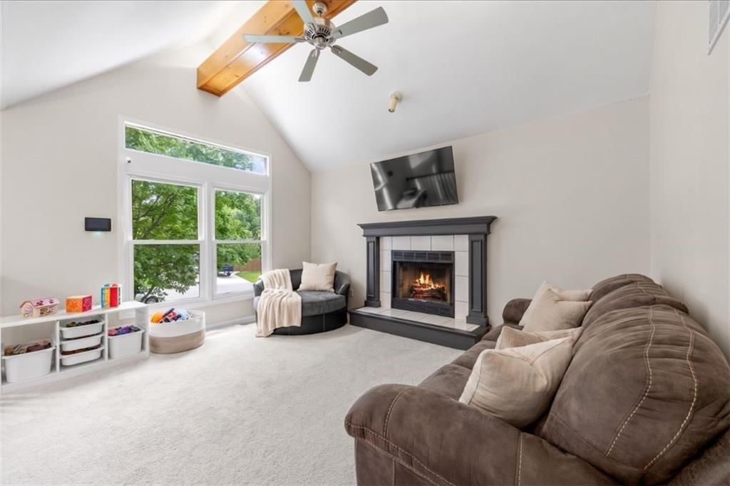 808 SW Daney Drive — photo 4