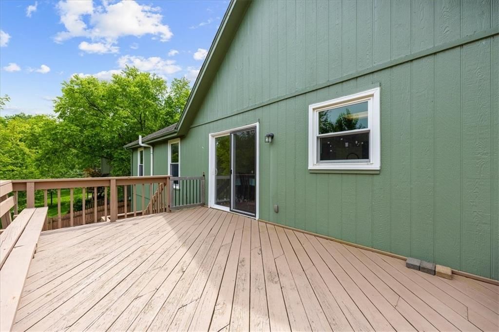 808 SW Daney Drive — photo 21
