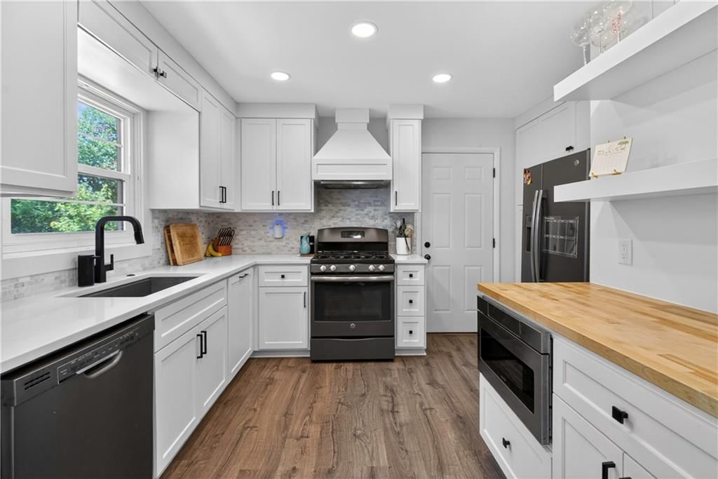 5715 W 78th Terrace — photo 15