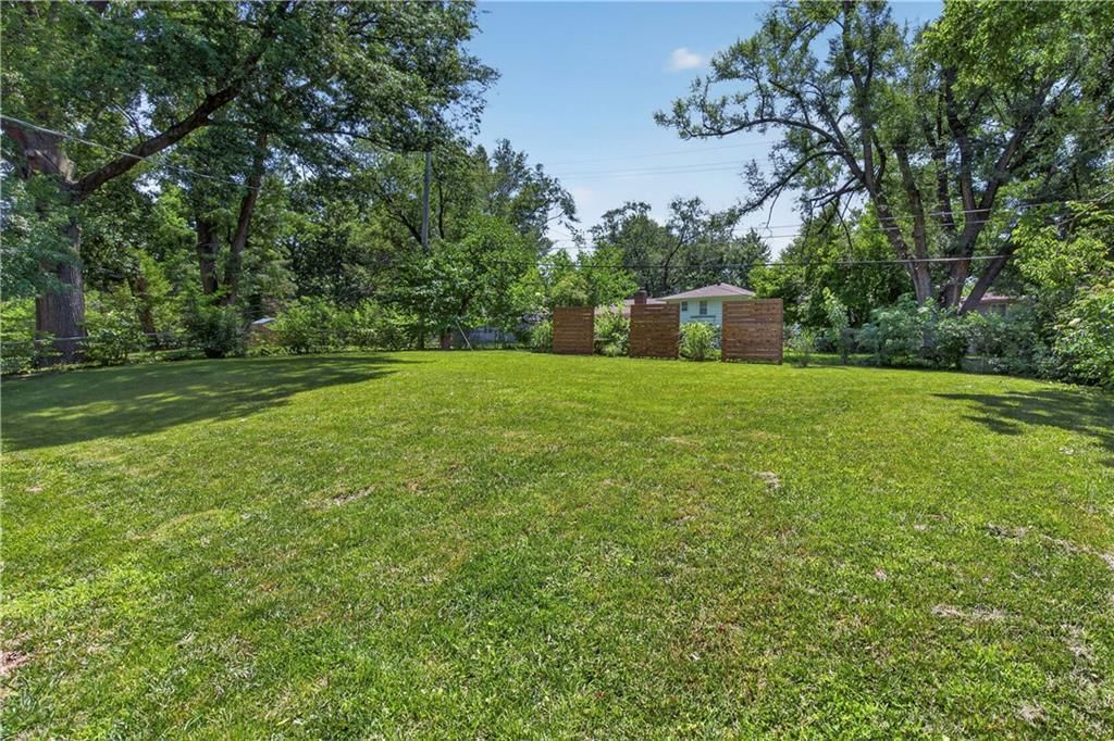 5715 W 78th Terrace — photo 31