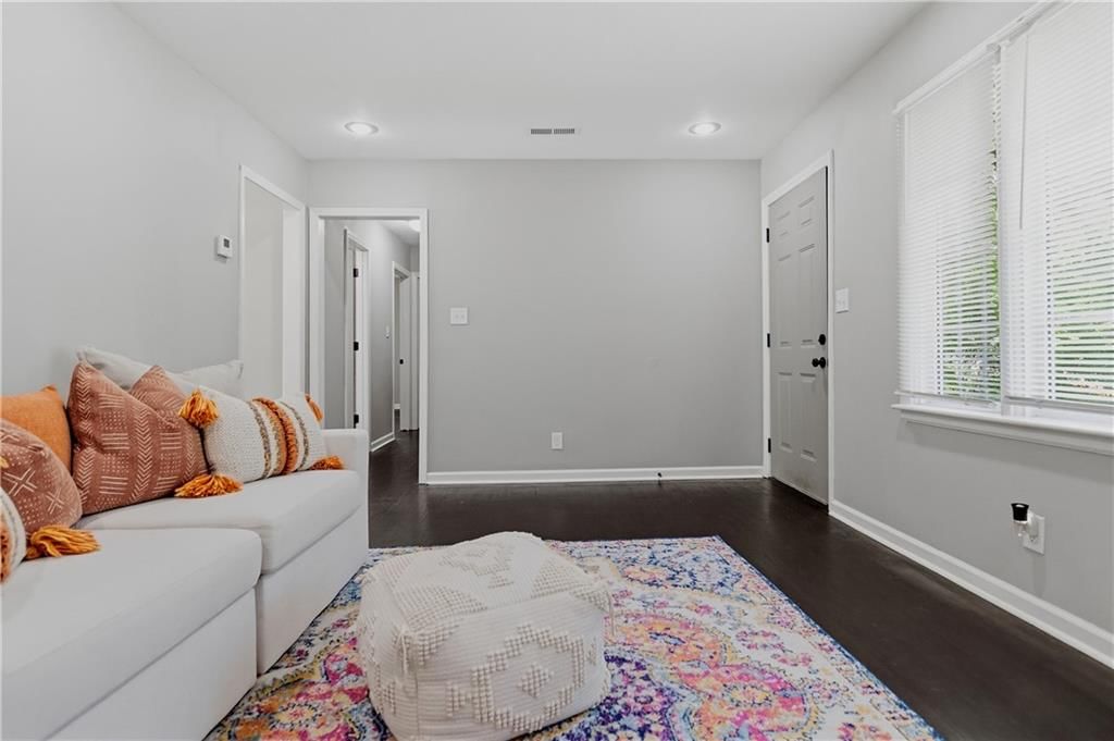 10515 Palmer Avenue — photo 6