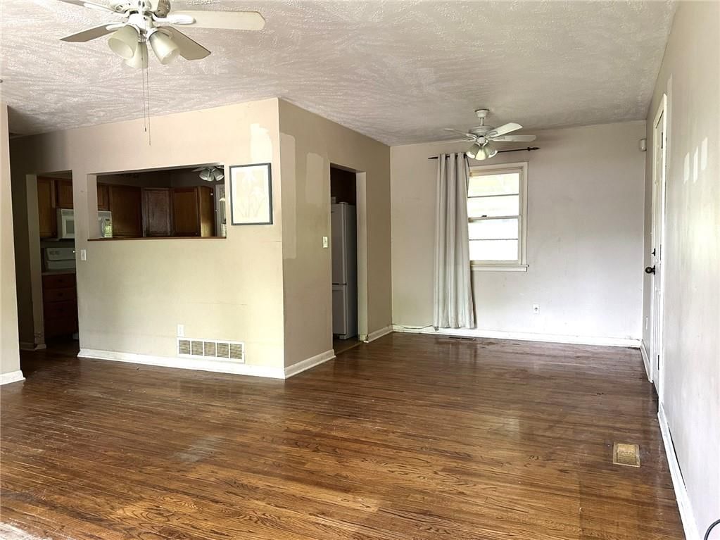 1618 E Glenn Drive — photo 9