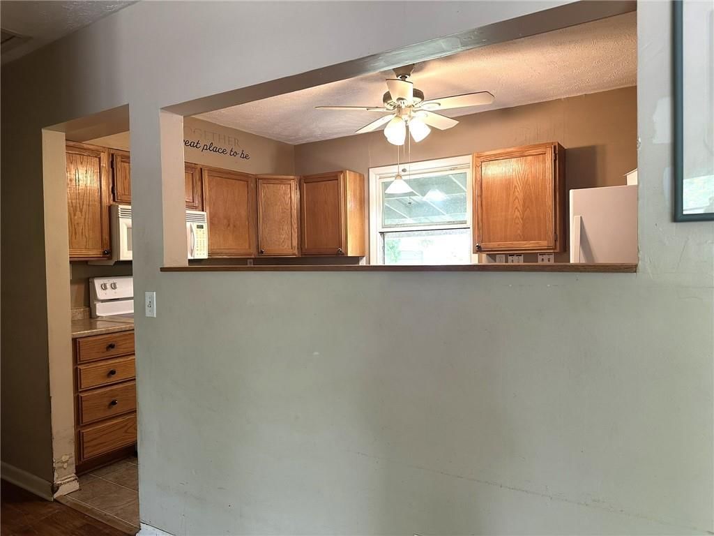 1618 E Glenn Drive — photo 12