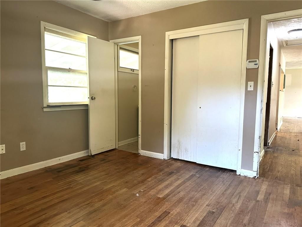 1618 E Glenn Drive — photo 19