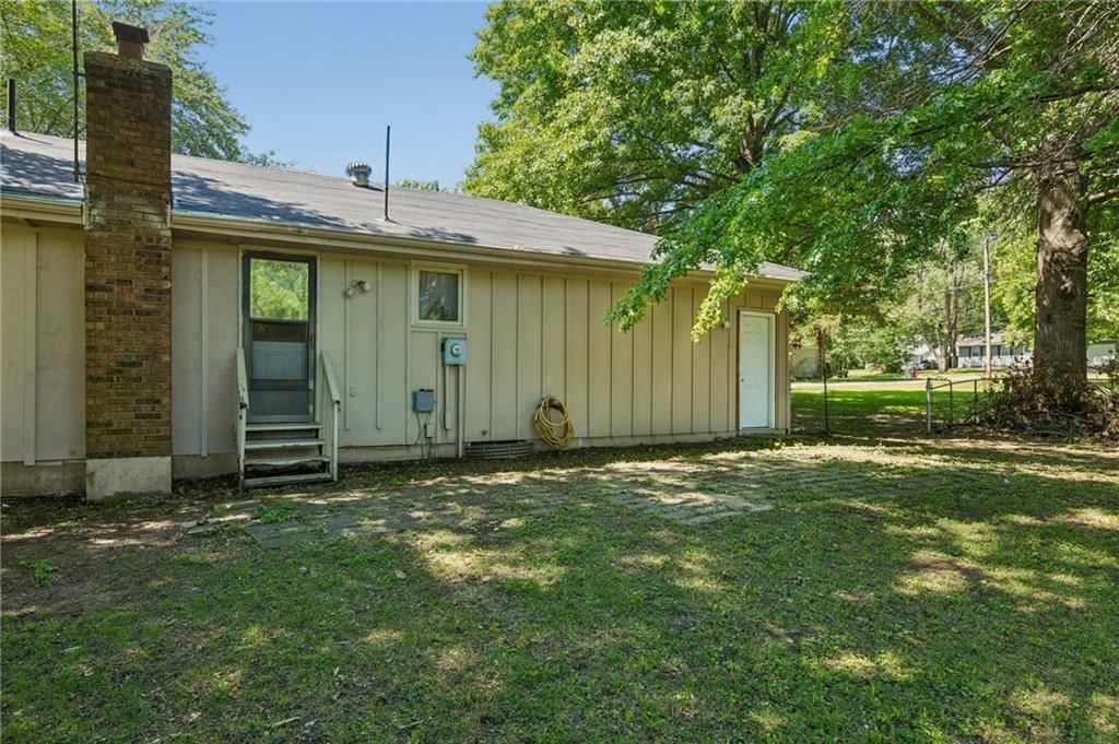 106 Peach Tree Lane — photo 22