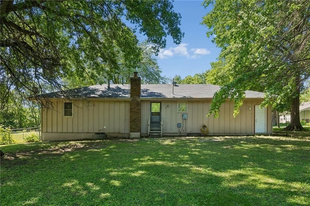 106 Peach Tree Lane — photo 23