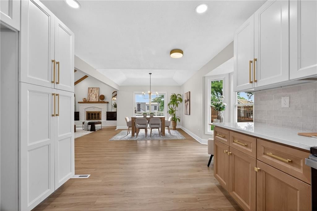 608 SW Montgomery Street — photo 16