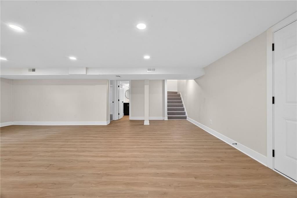 608 SW Montgomery Street — photo 34