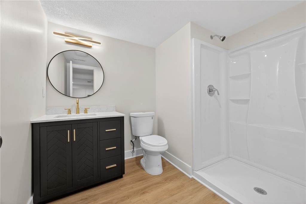 608 SW Montgomery Street — photo 36