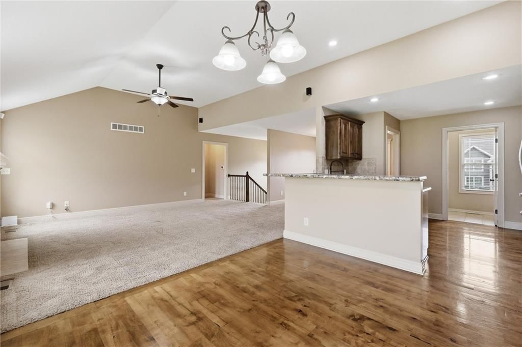 11208 N Manchester Avenue — photo 18