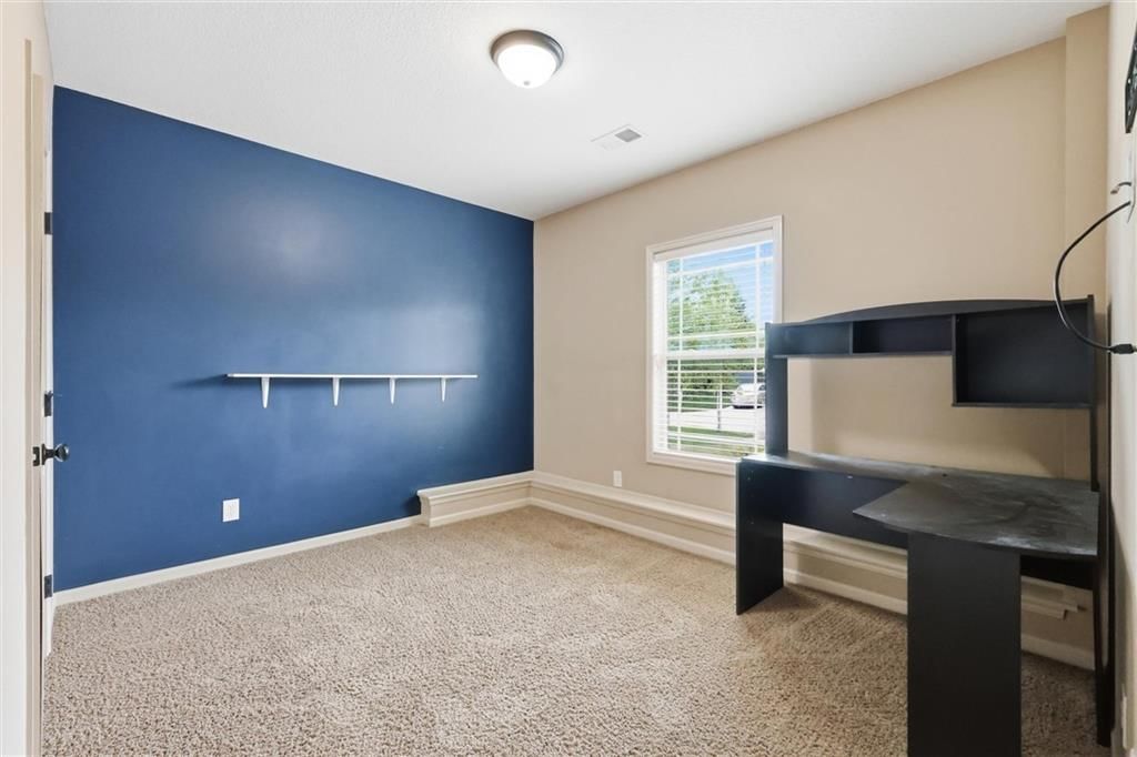 11208 N Manchester Avenue — photo 31