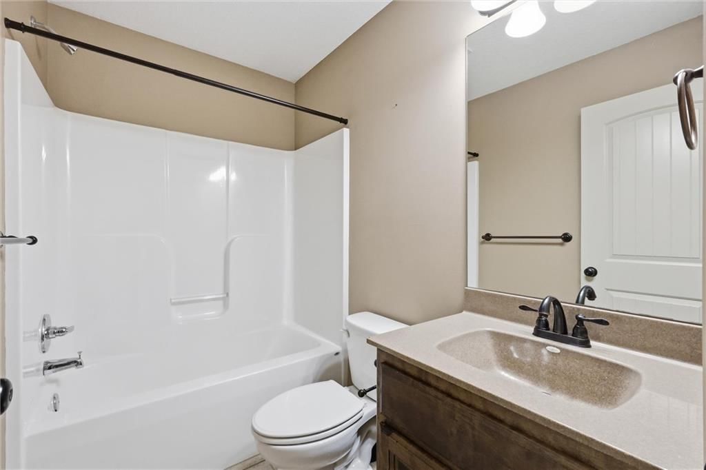 11208 N Manchester Avenue — photo 33