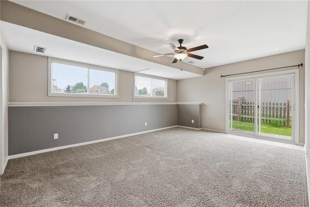 11208 N Manchester Avenue — photo 34