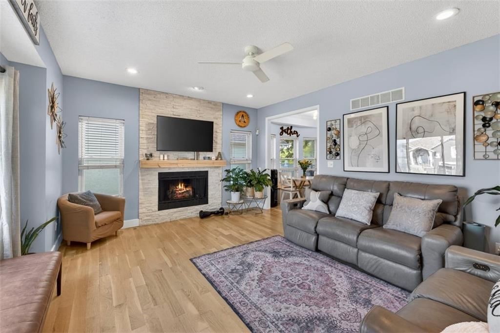 212 S Tremont Street — photo 6