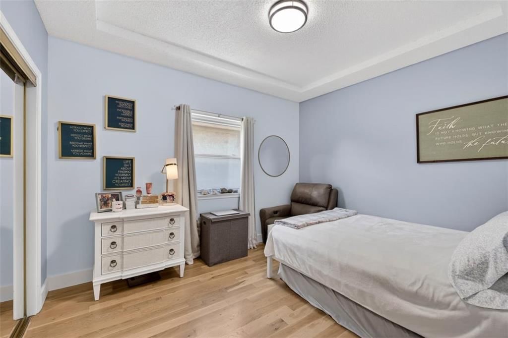 212 S Tremont Street — photo 16