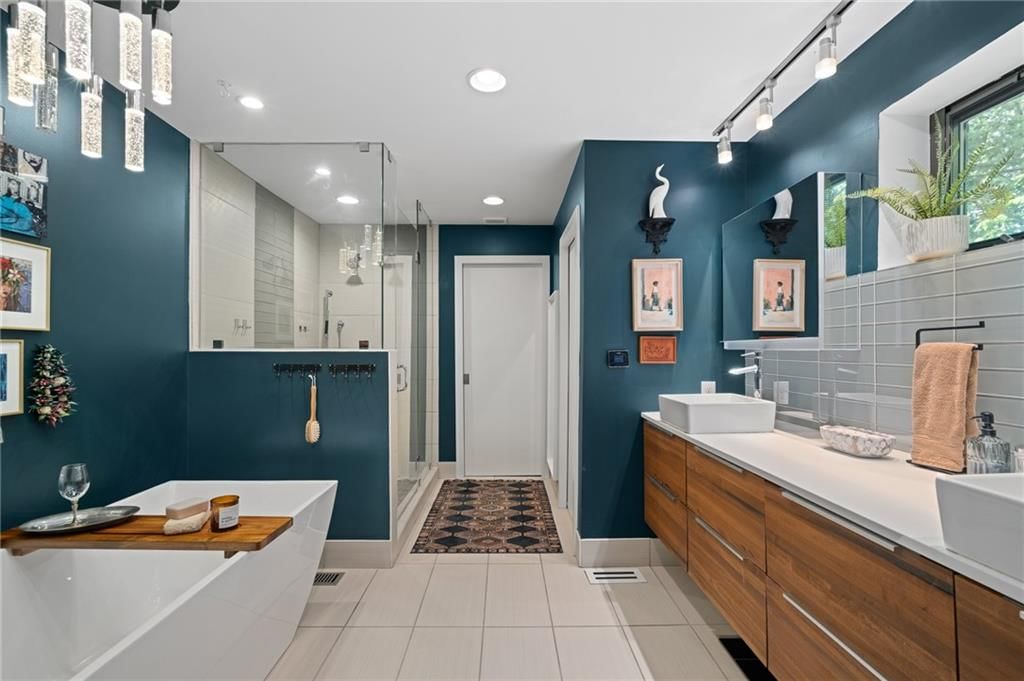4717 CANAAN LAKE Circle — photo 32