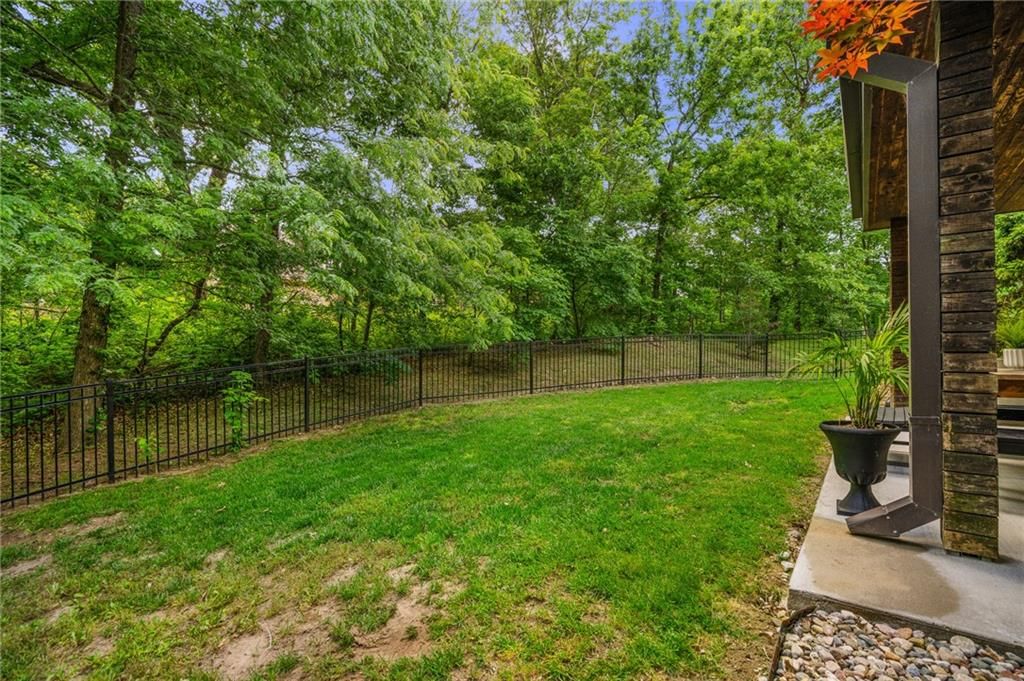 4717 CANAAN LAKE Circle — photo 63